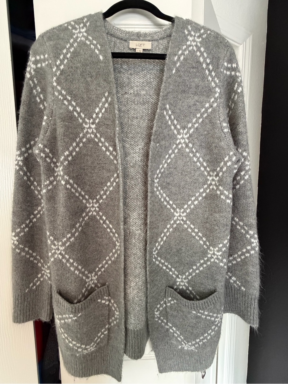 LOFT Gray & White Open-Front Argyle Cardigan